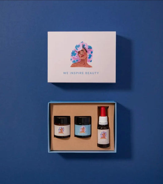 WE INSPIRE BEAUTY - COFANETTO SKIN CARE ROUTINE